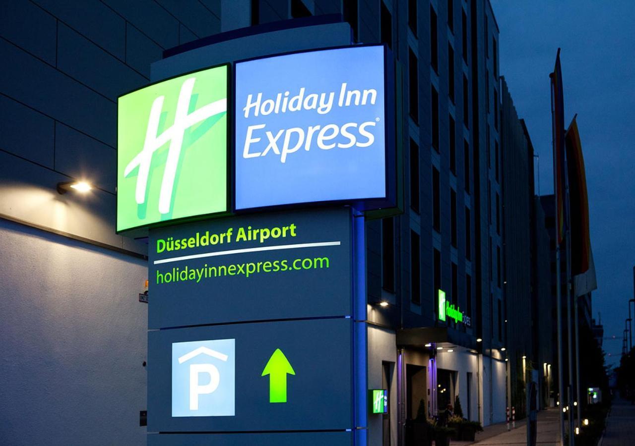 Holiday Inn Express - Dusseldorf Airport Eksteriør bilde